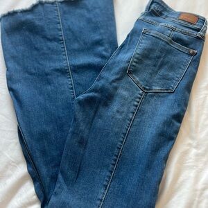 Women's Judy Blue Super-flares Size 5/27